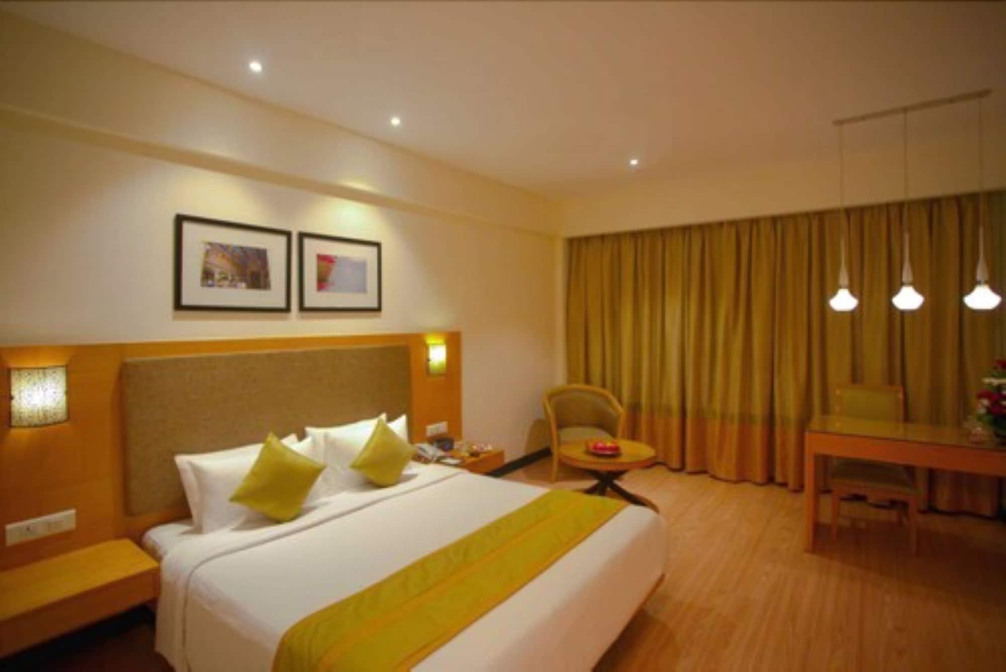 Greenpark Chennai Esterno foto