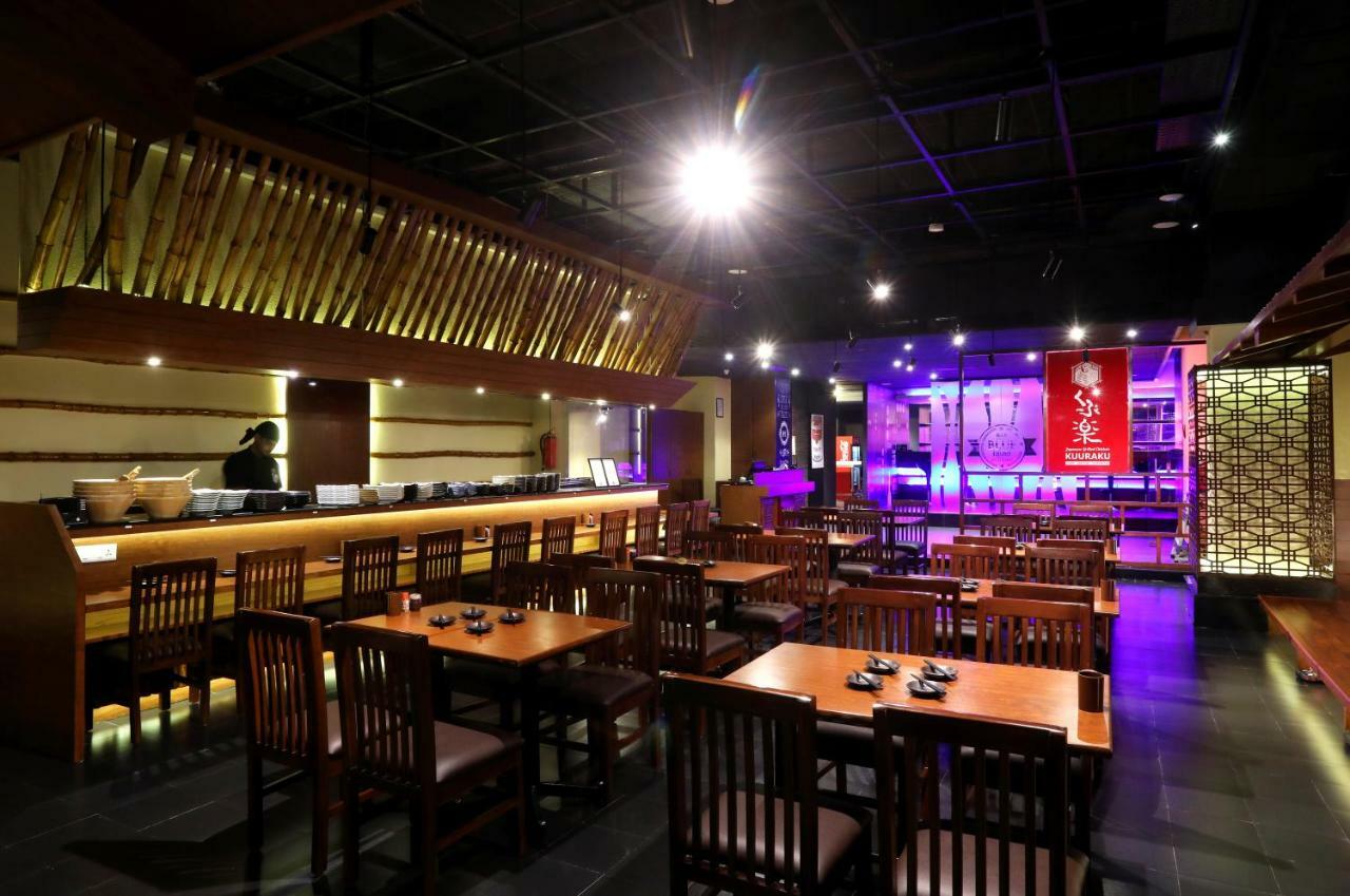 Greenpark Chennai Esterno foto Interior of a restaurant in the mall